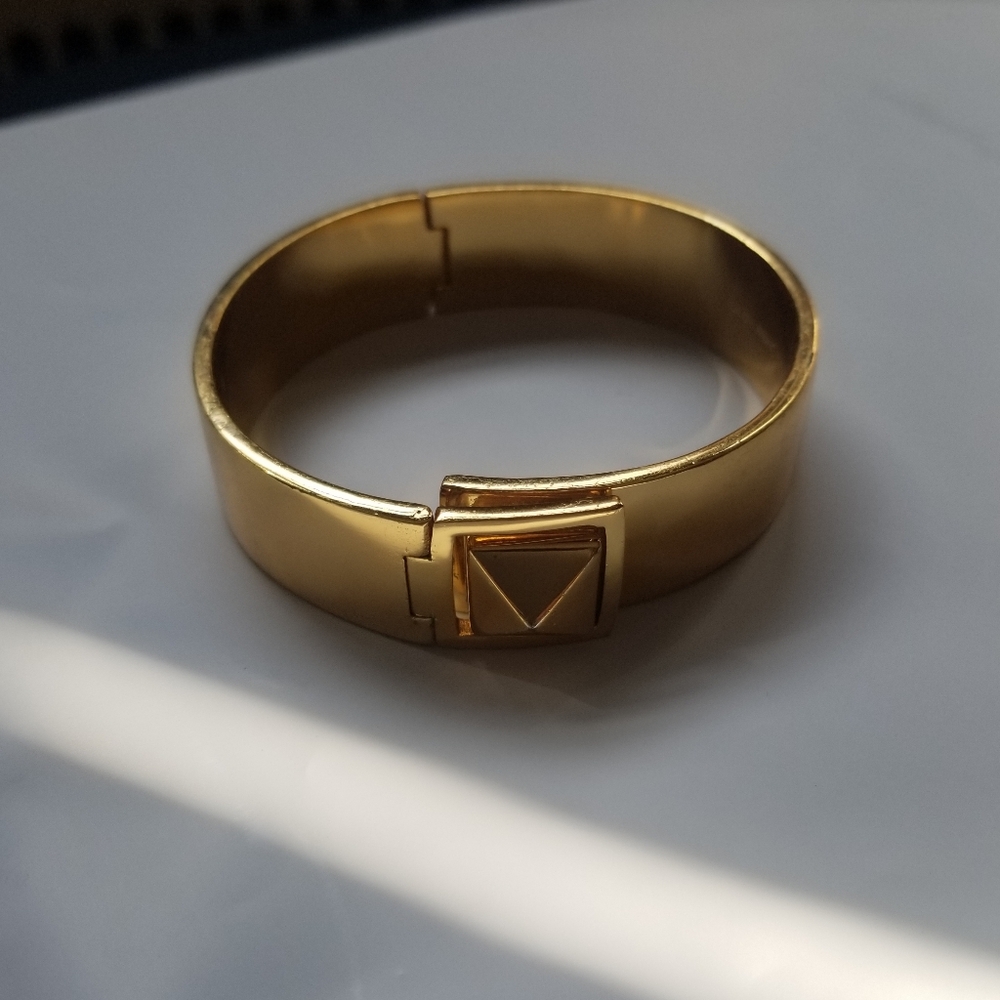 kate spade Gold Hinged Bracelet Studded Closure